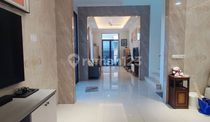 Dijual Cepat Rumah Golf Island 3 Lantai Luas 12 X 25 - Posisi Hoek