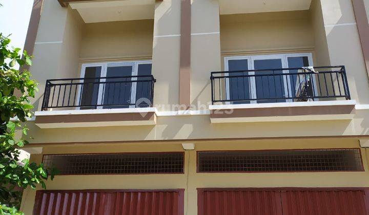 Disewakan Ruko di WR Soepratman dkt jl pattimura ada 2 unit Ruko Baru dekat jl pasar ikan dan jl pattimura 1