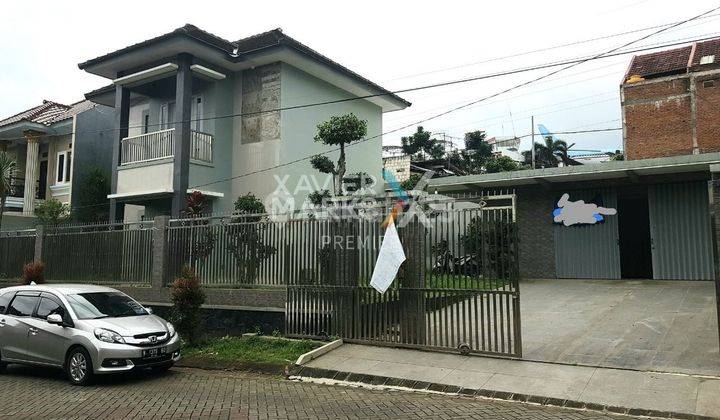 DIJUAL RUMAH VILLA DI BATU MALANG 2 LANTAI 2