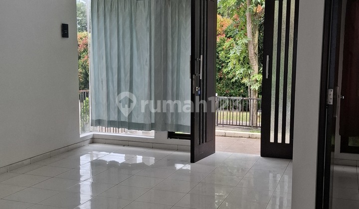 For Sale 1-Story House In Greenland Malang Ready to Occupy