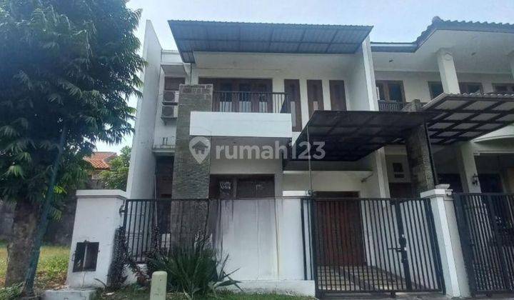 Murah Rumah Minimalis 2 Lantai Siap Huni di Graha Family, Surabaya Barat 1