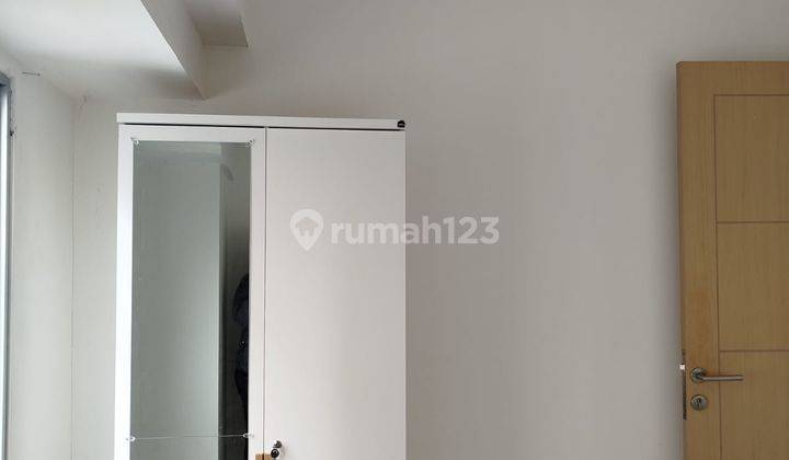  Murah Disewakan Apartemen Educity Tower H 2BR Corner Semi Furnish 2