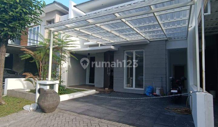  Disewakan Rumah 2 Lantai Furnish di Cluster Monticello, Royal Residence 2