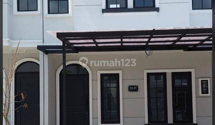 Disewakan Rumah 2 Lantai Minimalis Siap Huni di Mansion Nine, Surabaya Barat 1