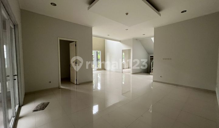 Dijual Rumah Bangunan Mandiri Hook Siap Huni di Delatinos BSD City! 1