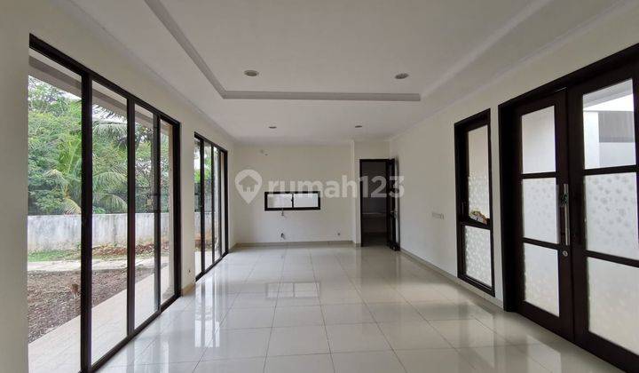 Dijual Rumah 2 Lantai View Taman di Chadna Avani Bsd City  1