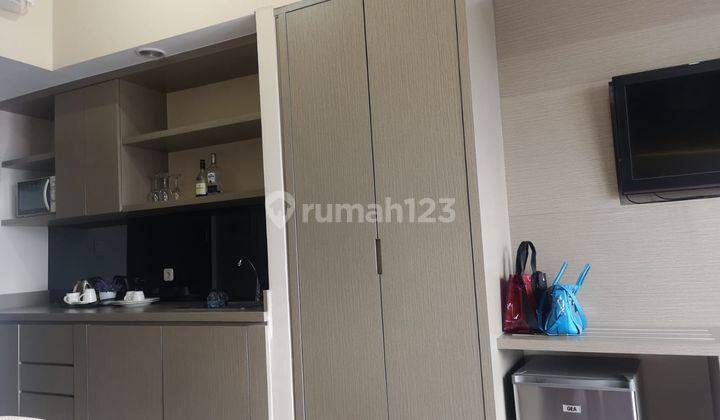 Jual Apartemen Studio Furnished Casa de Parco di BSD city 2