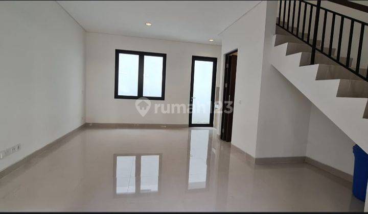 Dijual Rumah Bagus 2 Lantai di Provence Suites BSD city ! 2