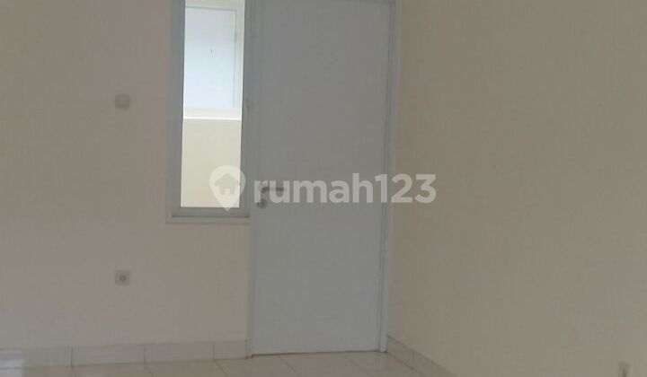 For Quick Sale: 1-Story House in Forest Hill Parung Panjang! 2