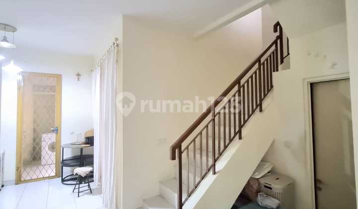 For Sale Semi-Furnished House in Foresta BSD City! 2