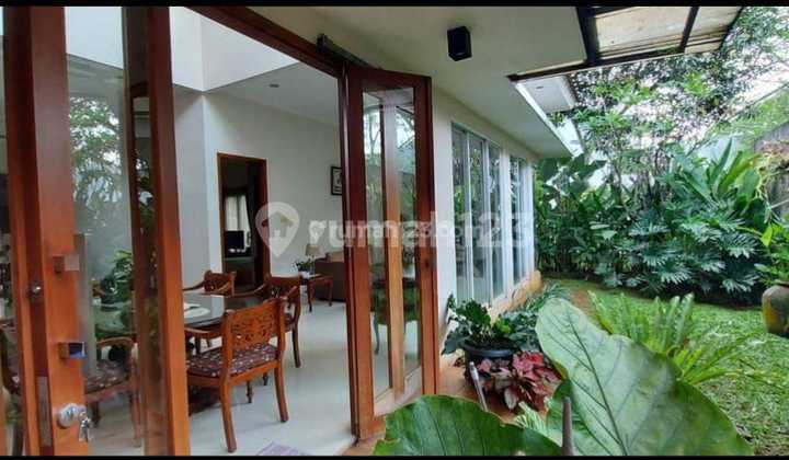 Dijual Rumah 2 Lantai Semi Furnish di The Green BSD City