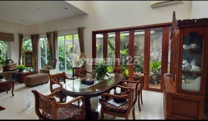For Sale: 2-Story Semi-Furnished House in The Green BSD City 2