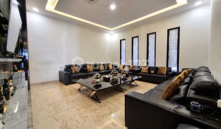 Dijual Rumah Semi Furnished di Delatinos BSD City ! 2