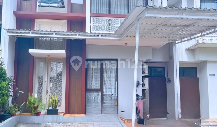 For Sale Quick 2-Story House in The Green Bsd City!