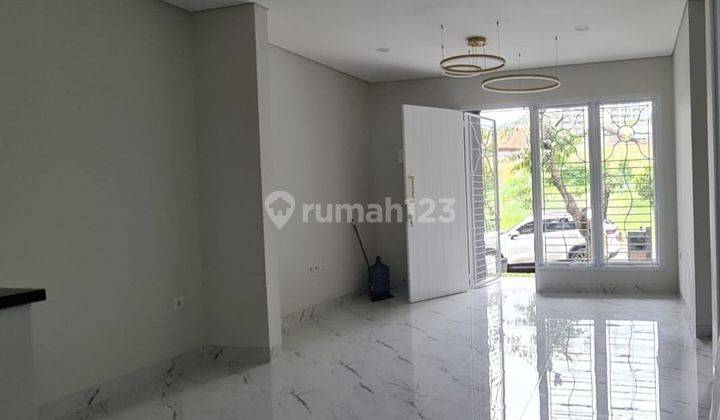 Dijual Rumah Baru Renov 2 Lantai di Patagonia Delatinos Bsd City 2