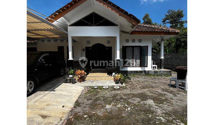 Rumah Bagus Unfurnished SHM di Jl. Raya Margoagung, Sleman 2