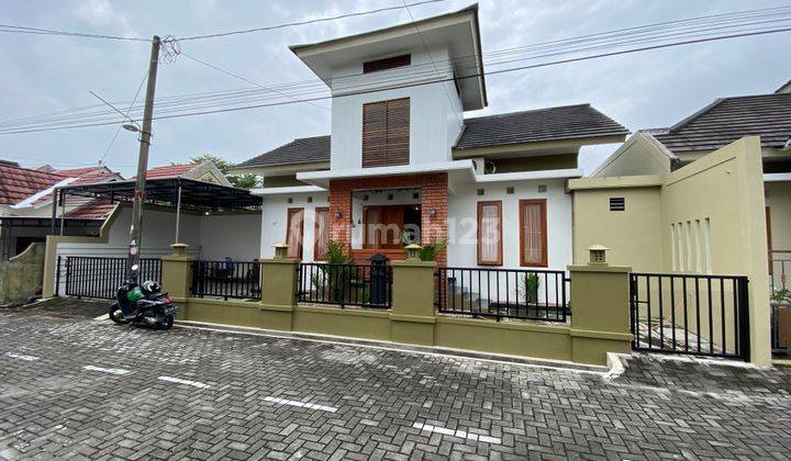 Rumah SHM Lingkungan Perumahan Di Wedomartani Full Furnish 1