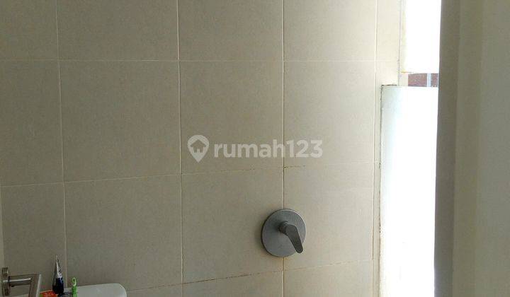 Rumah 2 Lantai Full Furnished Citra Grand Mutiara 11
