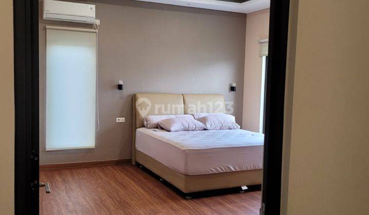 Rumah Cantik Fully Furnished Siap Huni Di Gading serpong 9