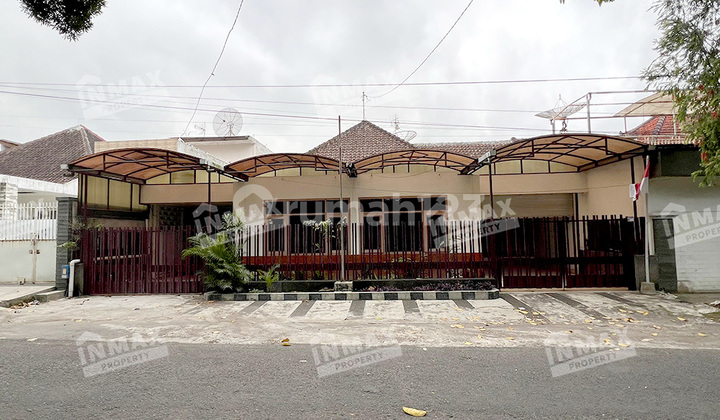 Rumah Luas, Minimalis Lokasi Startegis Daerah Buah - Buahan, Kota Malang