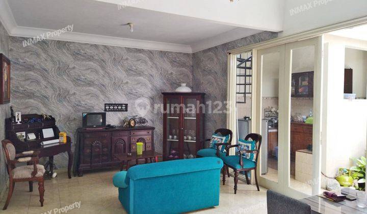 Rumah 2 Lantai Bagus Semi Furnished SHM di Riverside, Malang 2