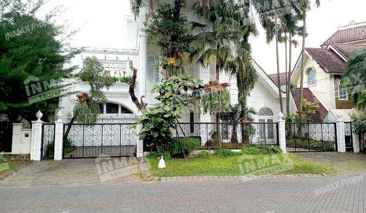 Rumah 2 Lantai Bagus Semi Furnished SHM di Pondok Blimbing Indah, Malang 1