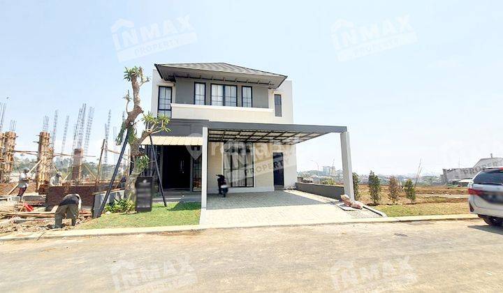 Rumah 2 Lantai Baru Furnished HGB di Citraland Puncak Tidar, Malang 1