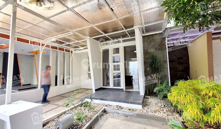 Rumah Bagus Semi Furnished SHM di Permata Jingga, Malang 2