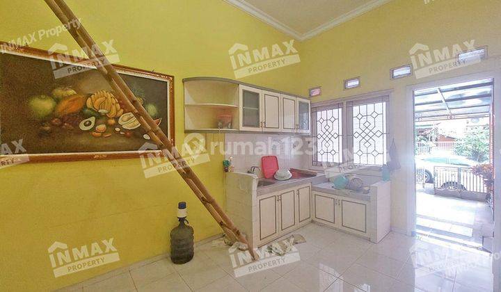 Rumah 3 Lantai Bagus Semi Furnished SHM di Bukit Cemara Tujuh Dekat Kampus Umm, Malang 2