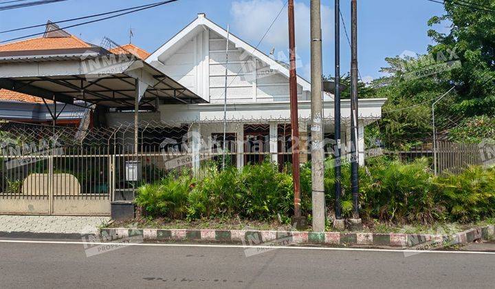 Rumah Pojok Bagus Semi Furnished SHM di Gunung Gunung, Klojen Malang 2