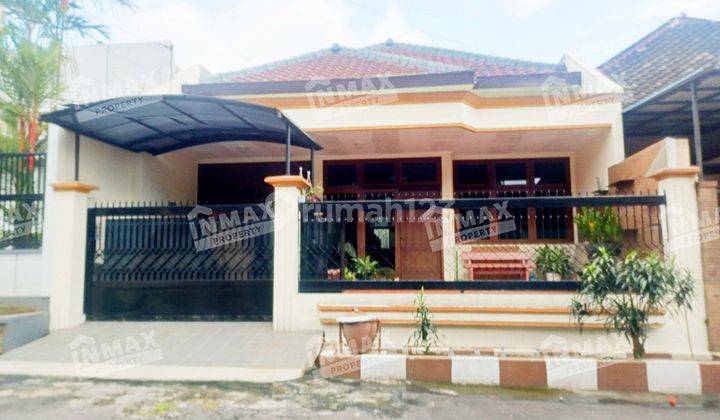 Rumah Bagus Semi Furnished SHM di Bukit Dieng, Dieng Malang Kota 1