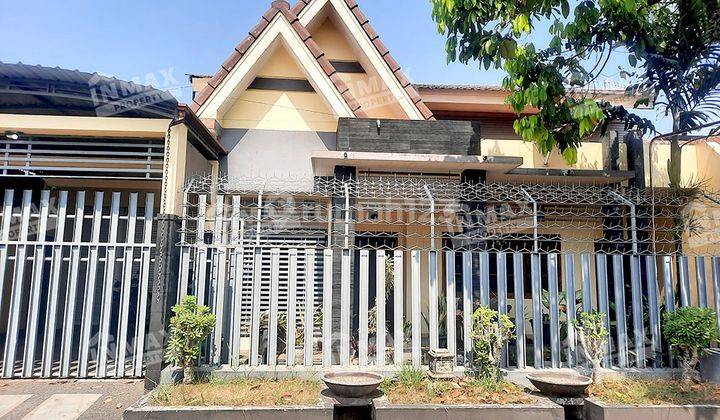 Rumah 2 Lantai Bangunan Minimalis Lokasi Daerah Bunga Flamboyan, Malang 1