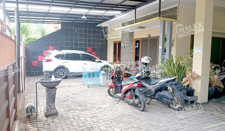 Rumah Induk + Kost Semifurnished, Kost Full Penghuni Daerah Papa-Papa Suhat, Malang 2