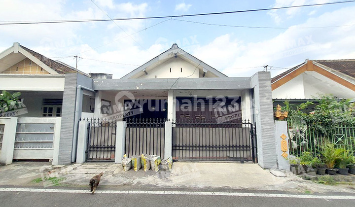 Rumah Semifurnished Lokasi Strategis Daerah Sungai - Sungai, Lowokwaru, Malang