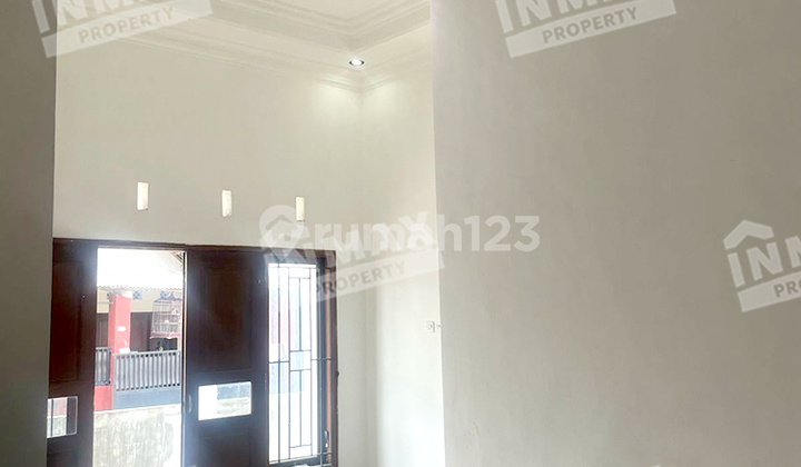 Luxury House, 2-Story Building, Hook Position in Blimbing Area, Malang City 2