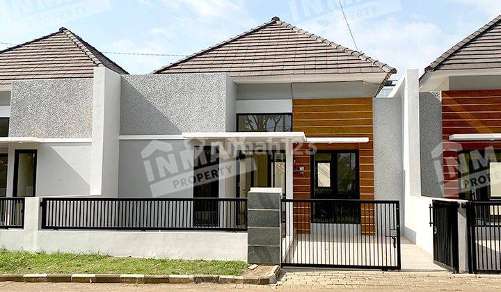 Rumah Baru Minimalis Modern Lokasi Di Permata Royal Garden Pakis, Malang 1