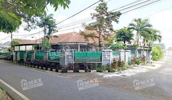 Rumah Bagus Unfurnished SHM di Daerah Pulau Pulau, Malang 1