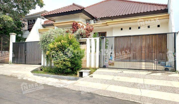 Rumah Bagus Unfurnished SHM di Bukit Dieng, Malang 1