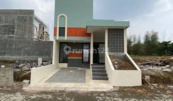 Rumah Baru Minimalis Modern Lokasi Strategis Di Villa Bukit Tidar, Malang 2