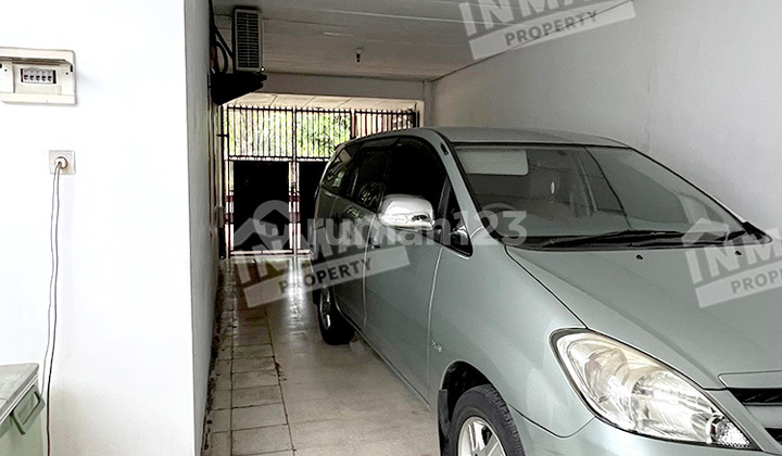 Spacious, Minimalist House in a Strategic Location, Buah-Buahan Area, Malang City. 2