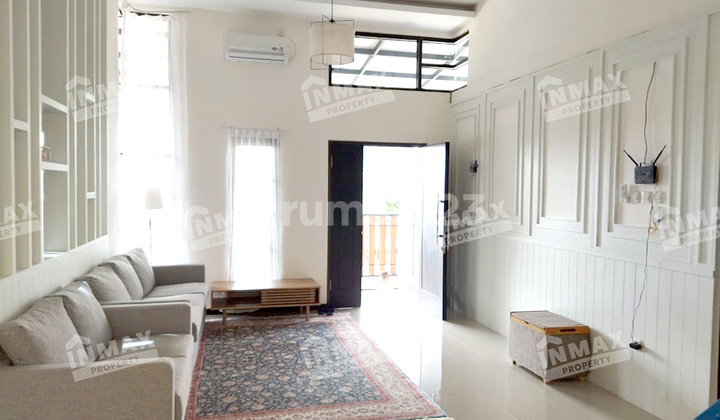 Classic Semi-Furnished House, Great Location at De Banna Residence Karangploso