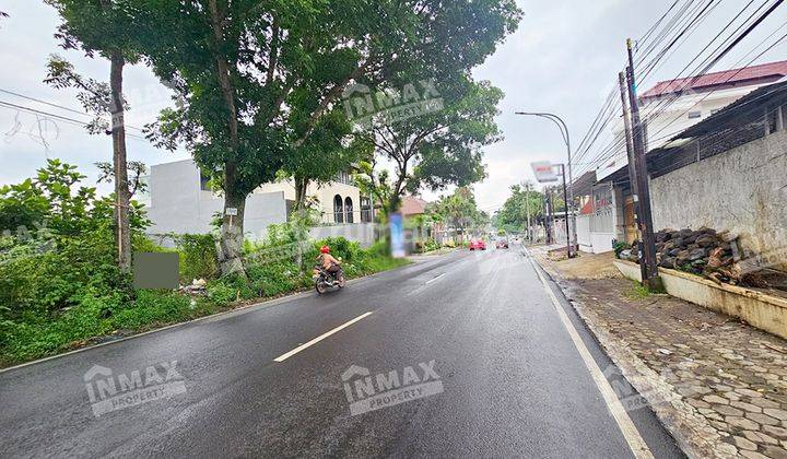 Tanah Luas Cocok Untuk Tempat Usaha Di Raya Esberg Tidar, Malang 2