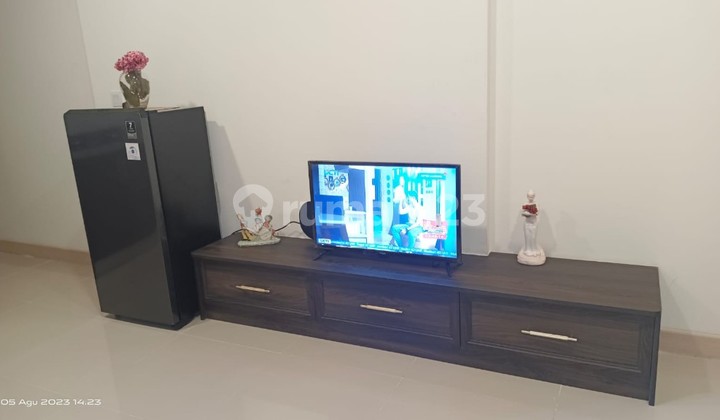 Sewa / Jual Apartemen Meikarta Full Furnished Kondisi Bagus 2