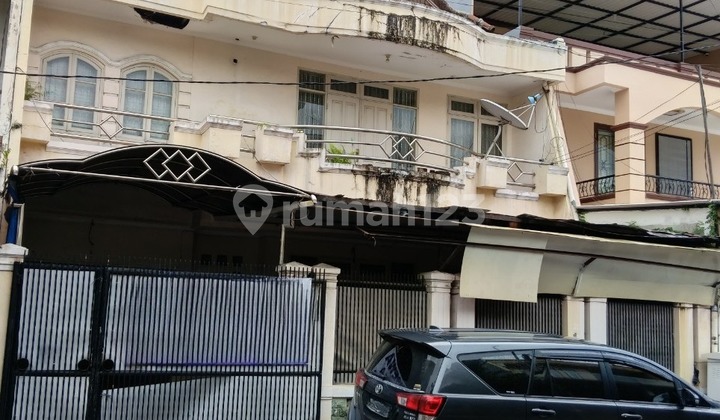 Sewa Rumah Taman Palem Lestari bisa Nego 2 Lantai Sewa Rumah Taman Palem Lestari bisa Nego 2 Lantai