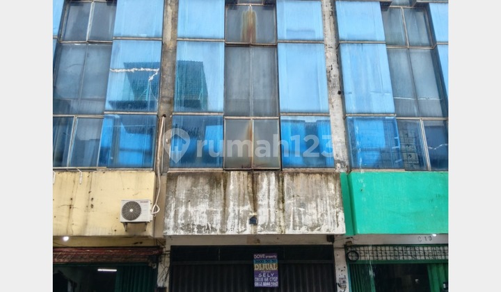 Sewa Ruko Arcadia Cocok untuk Usaha 3 Lantai Nego Sewa Ruko Arcadia Cocok untuk Usaha 3 Lantai Nego