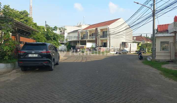 For Sale: Taman Surya House, West Jakarta, Negotiable Price 2