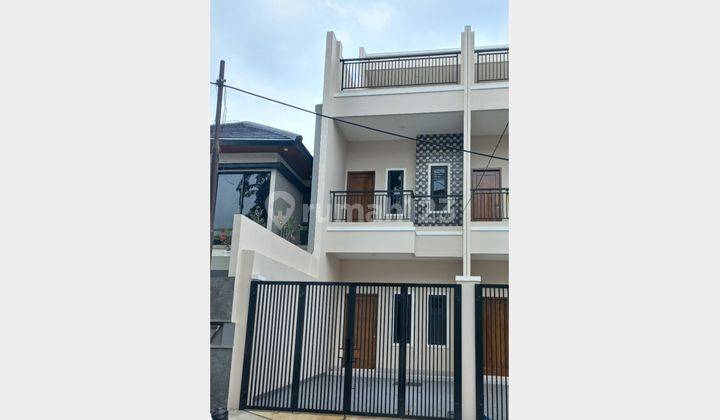 Jual Rumah Kondisi Baru Tanjung Duren, Jakarta Barat  1