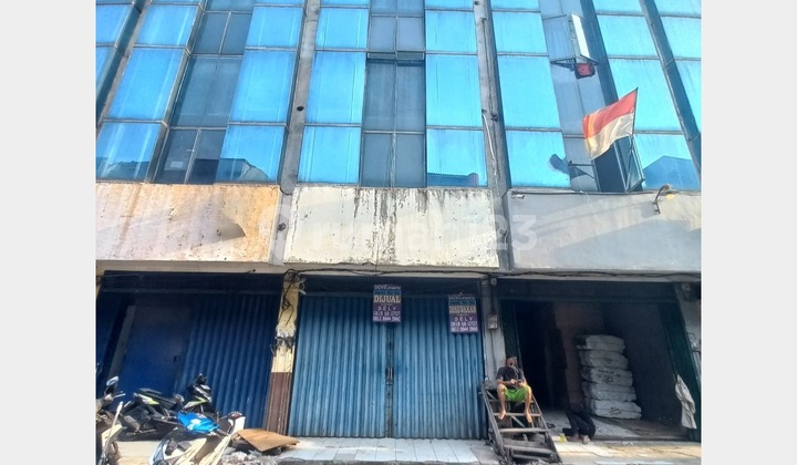 Jual Ruko Arcadia 4 Lantai Harga Nego, Strategis