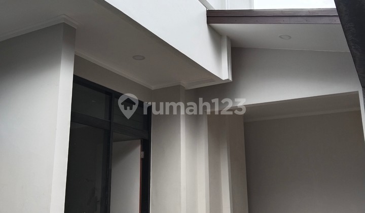 Two-Story Move-In Ready House, Center of Bandung City Two-Story Move-In Ready House, Center of Bandung City