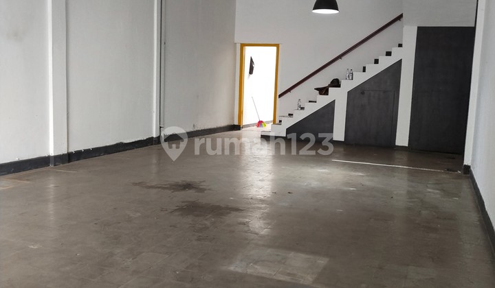 Rare !! 2-Story Shop House, Main Road Jl Lembong, Bandung 2